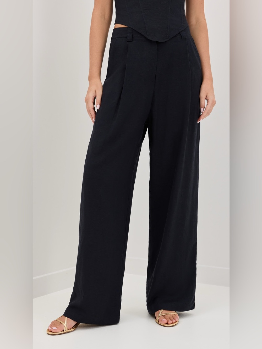 Lioness La Quinta Wide Leg High-Rise Navy Dress Pants, Medium